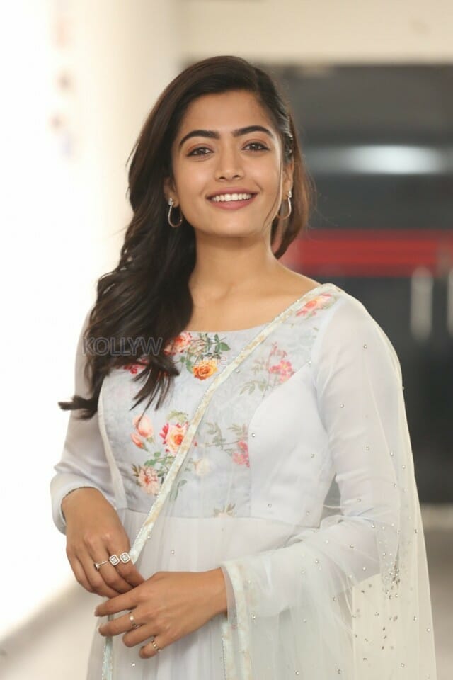 Actress Rashmika Mandana At Sarileru Neekevvaru Movie Interview Pictures