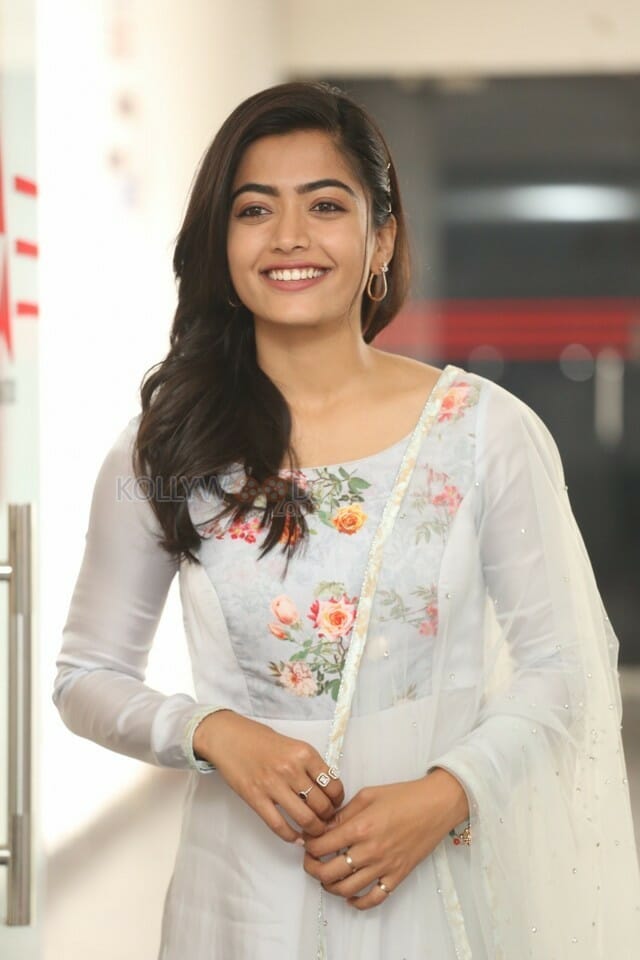 Actress Rashmika Mandana At Sarileru Neekevvaru Movie Interview Pictures