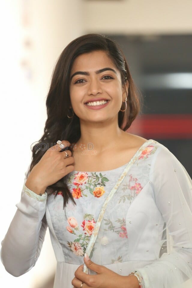 Actress Rashmika Mandana At Sarileru Neekevvaru Movie Interview Pictures