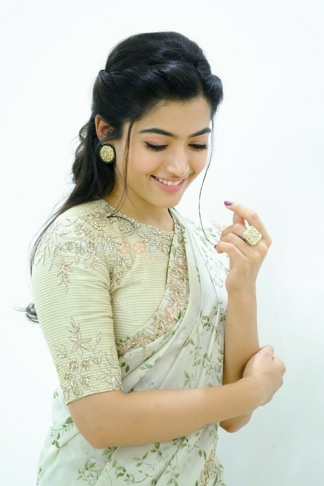 Actress Rashmika Mandanna Pretty Saree Photos