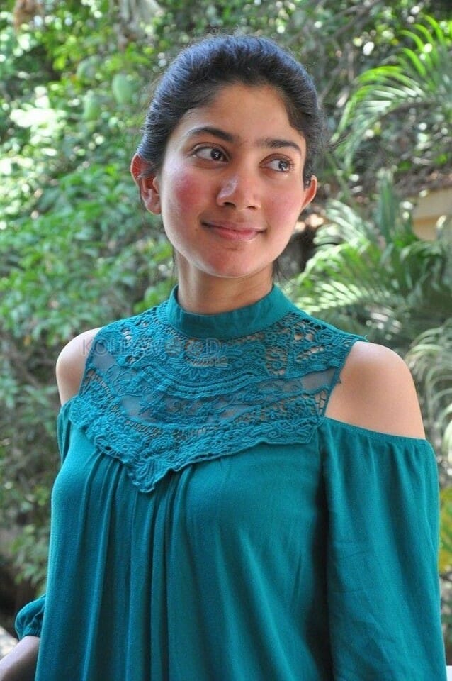 Actress Sai Pallavi Interview Photos