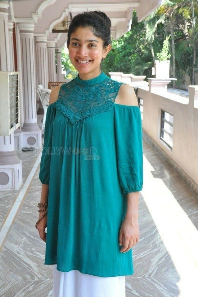 Actress Sai Pallavi Interview Photos