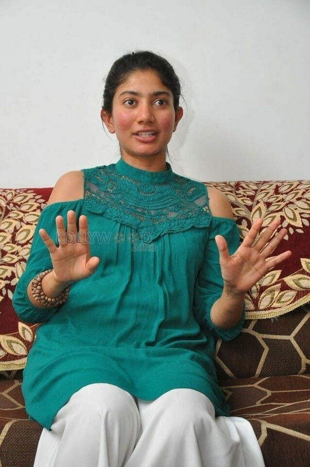 Actress Sai Pallavi Interview Photos