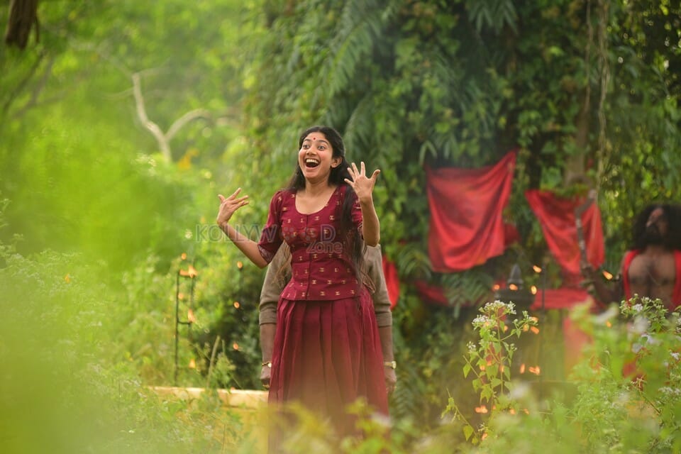 Actress Sai Pallavi Photoshoot Pics