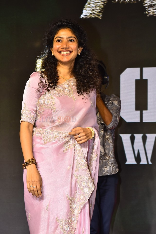 Actress Sai Pallavi at Amaran Movie Pre Release Event Pictures 02