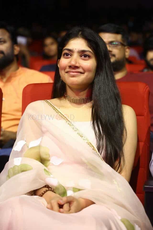 Actress Sai Pallavi at Shyam Singha Roy Pre Release Event Pictures 06