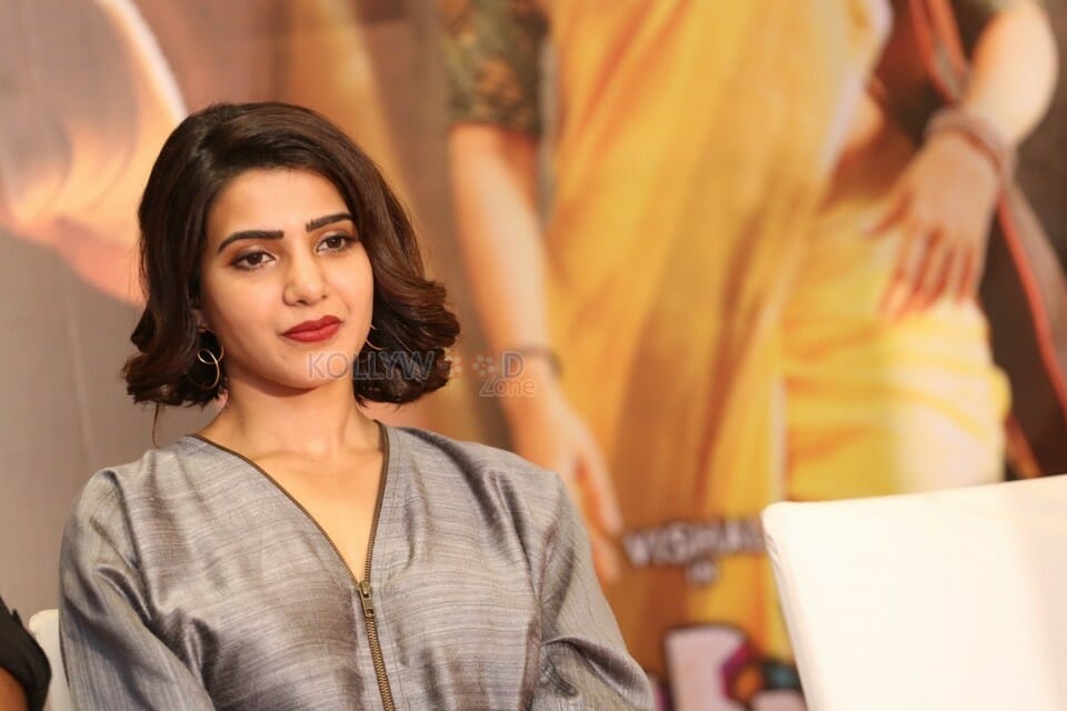 Actress Samantha At Nadigaiyar Thilagam Event Photos