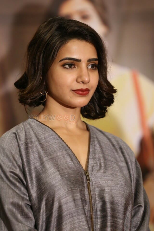 Actress Samantha At Nadigaiyar Thilagam Event Photos