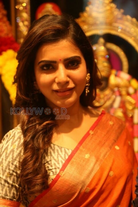 Actress Samantha At South India Shopping Mall Launch Pictures