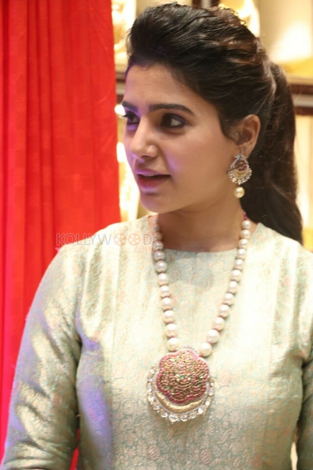 Actress Samantha Launch Of Nac Jewellers Antique Exhibition Photos