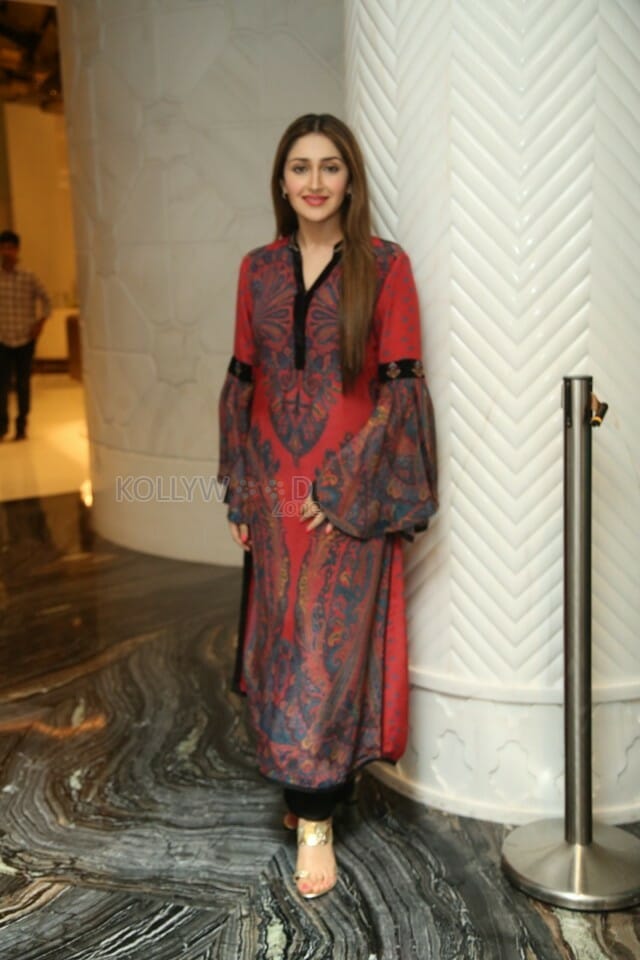 Actress Sayyeshaa Saigal At Bandobast Movie Pre release Photos