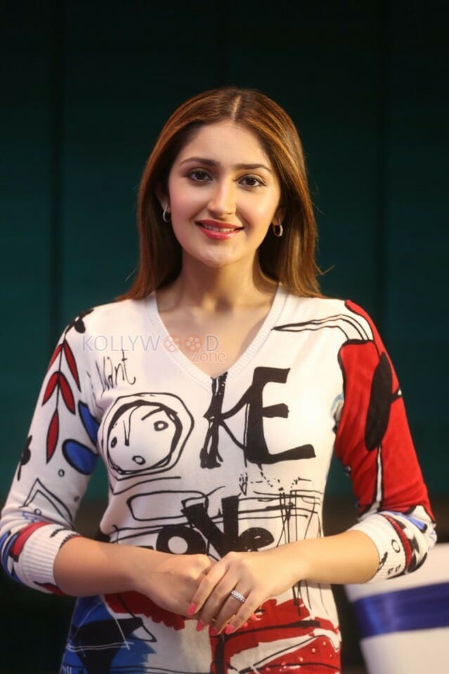 Actress Sayyeshaa Saigal At Bandobast Movie Press Meet Photos