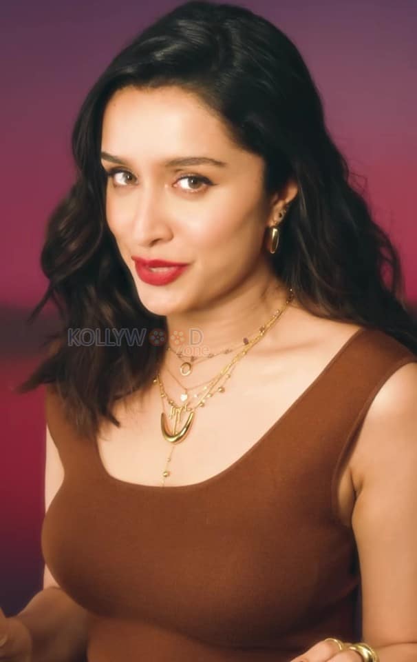 Actress Shraddha Kapoor Palmonas Photoshoot Pictures 01