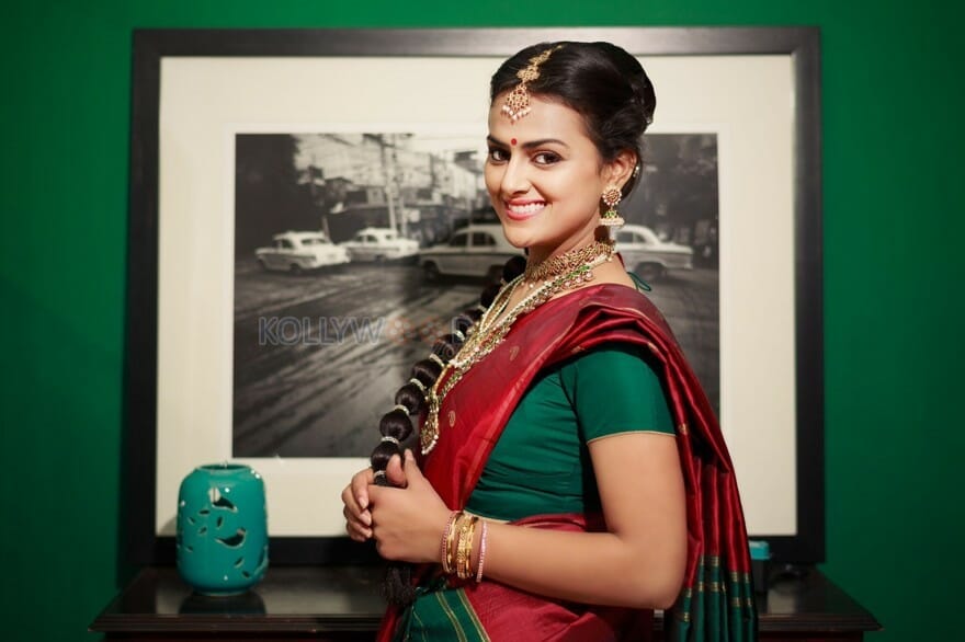 Actress Shraddha Srinath Photoshoot Pictures