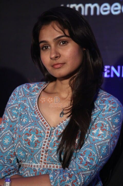 Actress Singer Andrea Jeremiah Photos