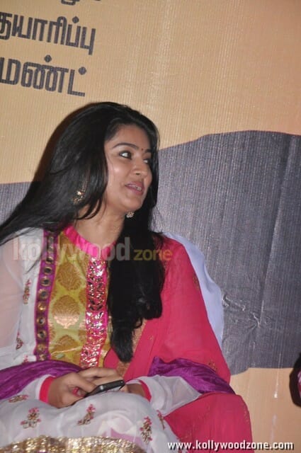 Actress Sneha Latest Pictures