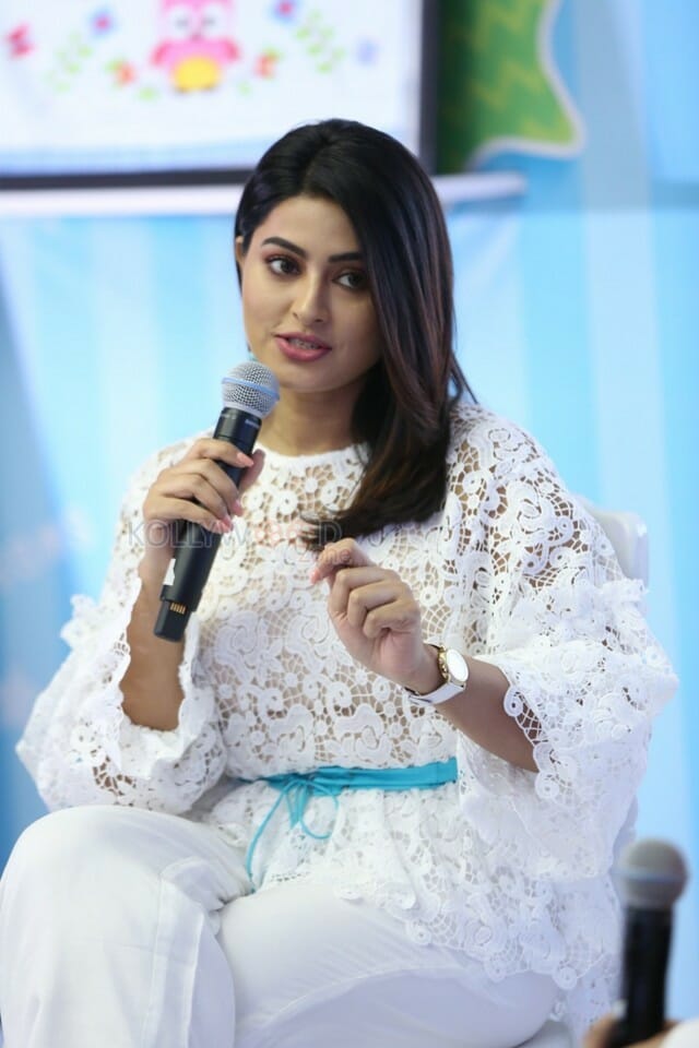 Actress Sneha Launches Comfort Pure Fabric Conditioner Photos