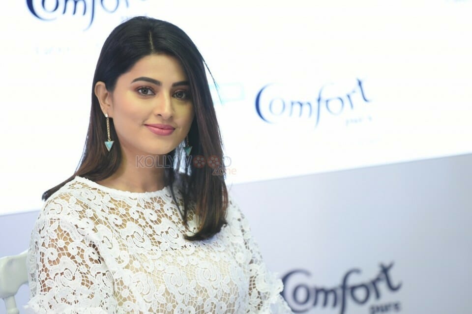 Actress Sneha Launches Comfort Pure Fabric Conditioner Photos