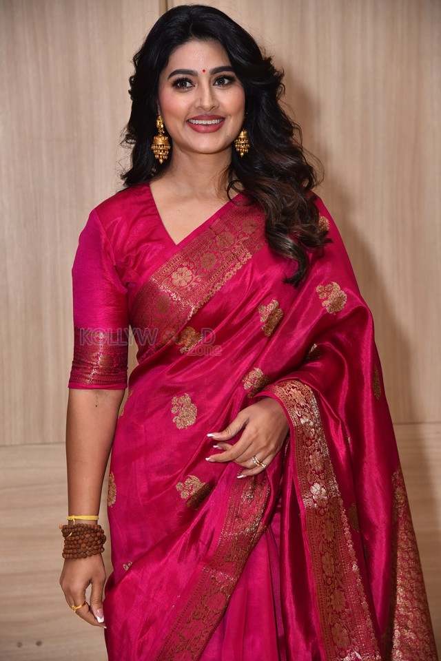 Actress Sneha at The GOAT Movie Pre release Event Pictures 22