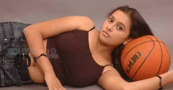 Actress Sri Divya Old Sexy Photoshoot Stills