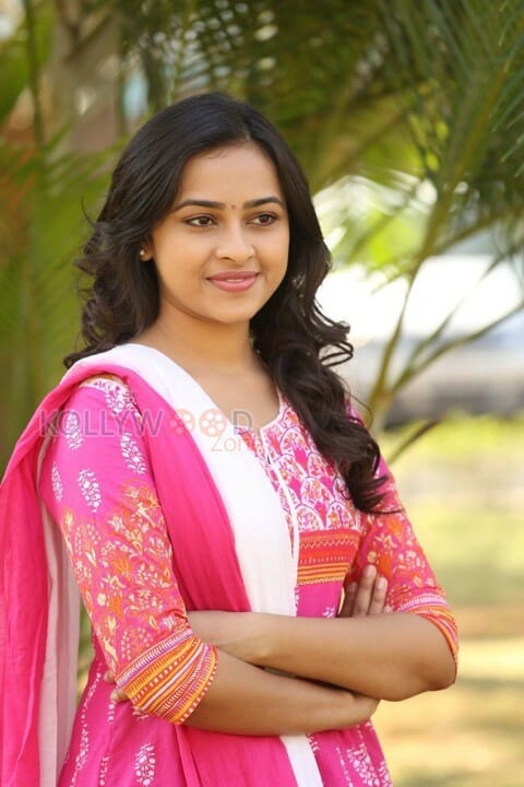 Actress Sri Divya Photos