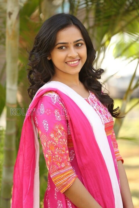 Actress Sri Divya Photos