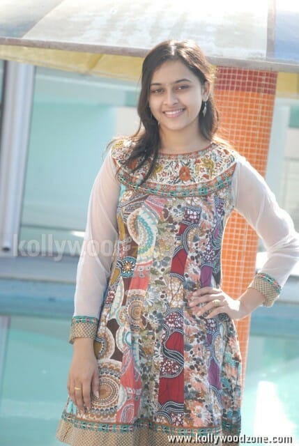 Actress Sri Divya Pics