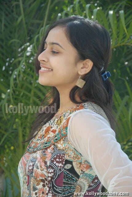 Actress Sri Divya Pics