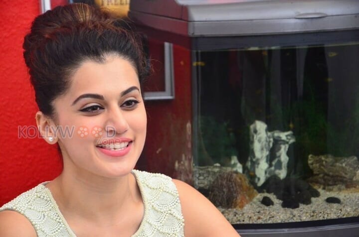 Actress Taapsee Pannu Latest Stills