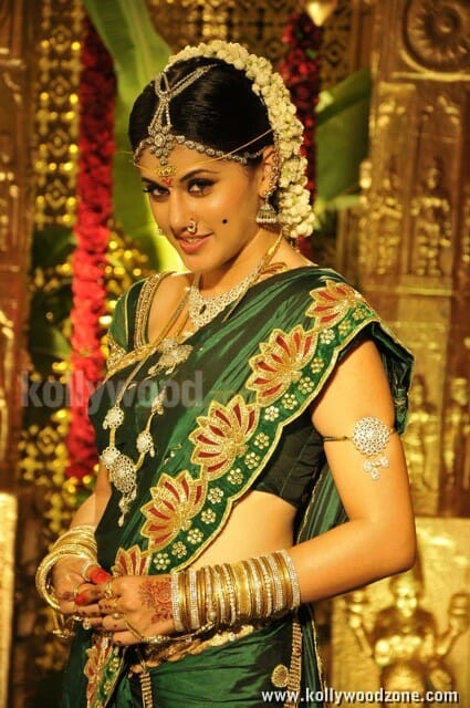 Actress Taapsee Pannu Pictures