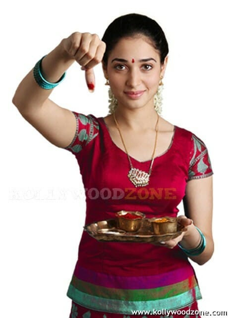 Actress Tamanna In Venghai Movie Photos