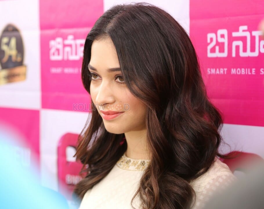 Actress Tamanna Launches B New Mobile Store At Srikakulam Photos