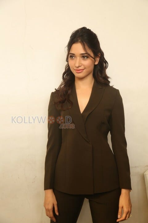 Actress Tamanna Thozha Press Meet Pictures