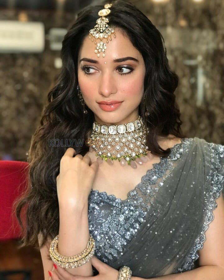 Actress Tamannaah New Photoshoot Pictures