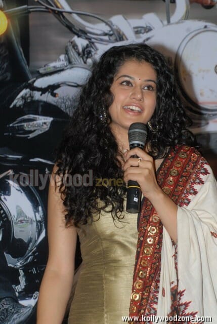 Actress Tapsee Cute Pictures