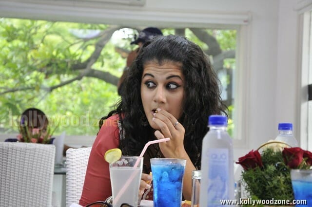 Actress Tapsee New Pictures