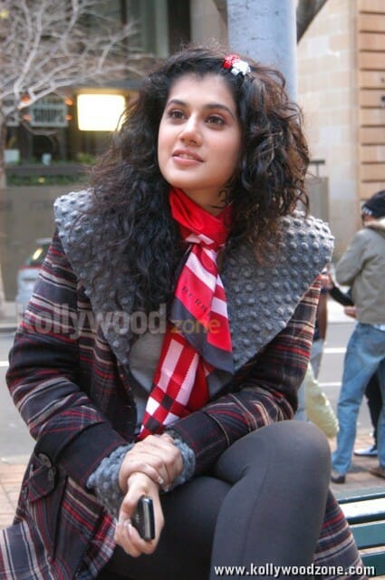 Actress Tapsee Sexy Photos