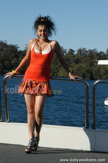 Actress Tapsee Sexy Photos