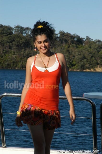 Actress Tapsee Sexy Pictures