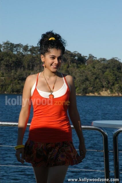 Actress Tapsee Sexy Pictures