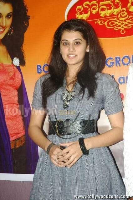 Actress Tapsee Sexy Short Skirt Photos