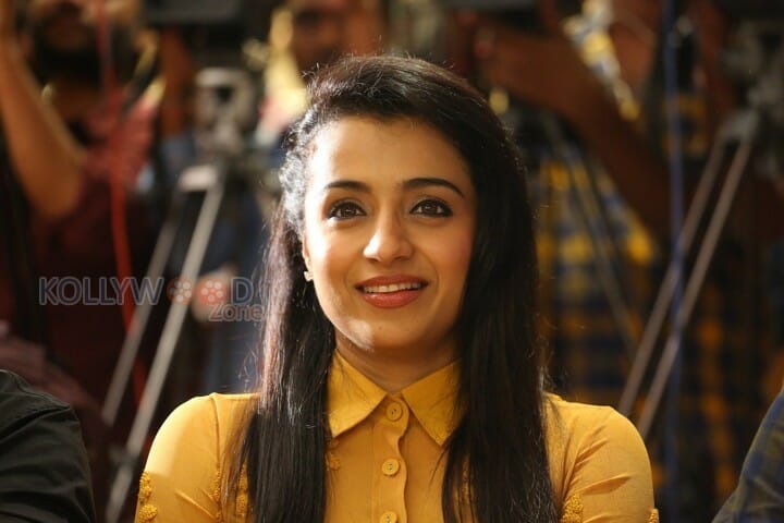 Actress Trisha At Thoonga Vanam Event Pictures