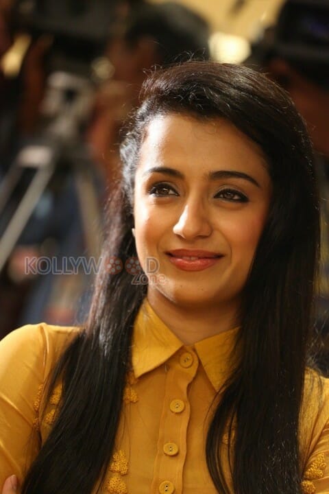 Actress Trisha At Thoonga Vanam Event Pictures