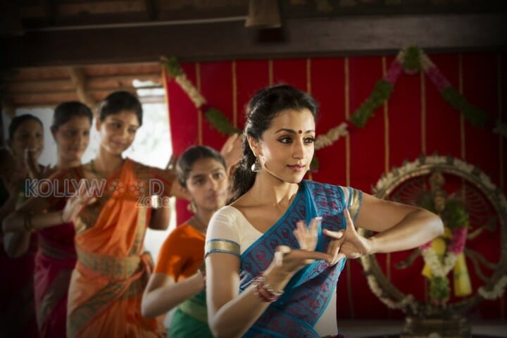 Actress Trisha In Yennai Arindhaal Movie Photos