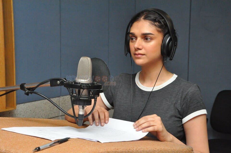 Aditi Rao Hydari Dubbing For Sammohanam Movie Photos