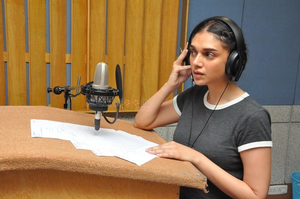 Aditi Rao Hydari Dubbing For Sammohanam Movie Photos