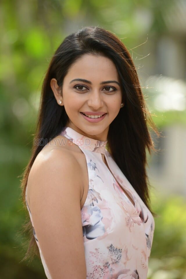 Aiyaary Movie Heroine Rakul Preet Singh Photos