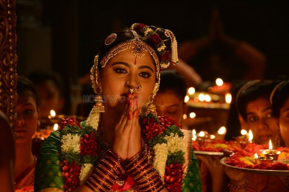 Akilandakodi Brahmandanayagan Movie Heroine Anushka Shetty Photos