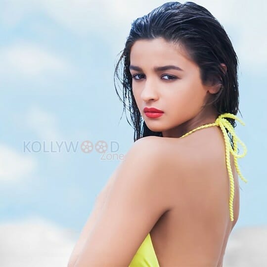 Alia Bhatt Hot Wet Swimsuit Bikini Photos