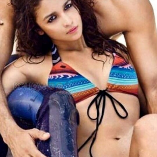 Alia Bhatt Hot Wet Swimsuit Bikini Photos